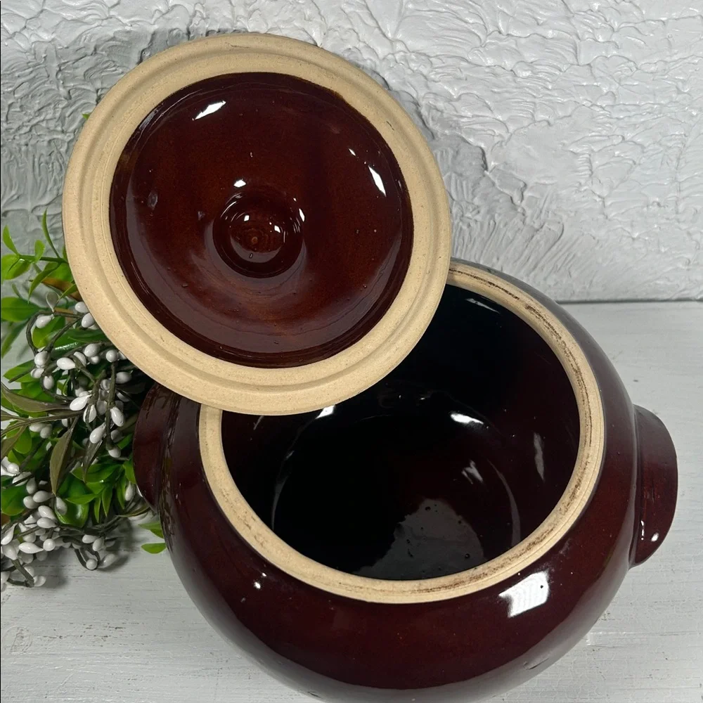 VTG Brown Bean Pot Made in USA Stoneware Dark Brown w/ Lid Handles VTG Farmhouse